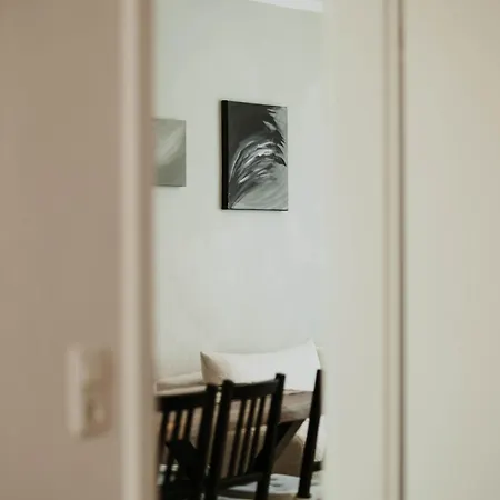 Bauhaus Museum Apartman *